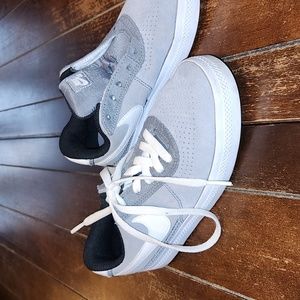 Nike Suede Sneaker